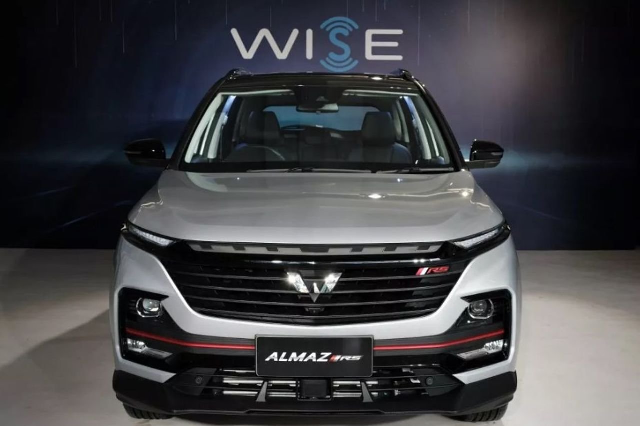 harga mobil wuling almaz januari 2022