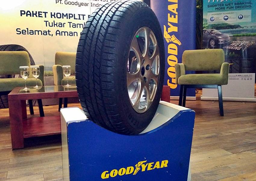 Goodyear Wrangler TripleMax Ban yang Cocok Buat Mobil Dua 